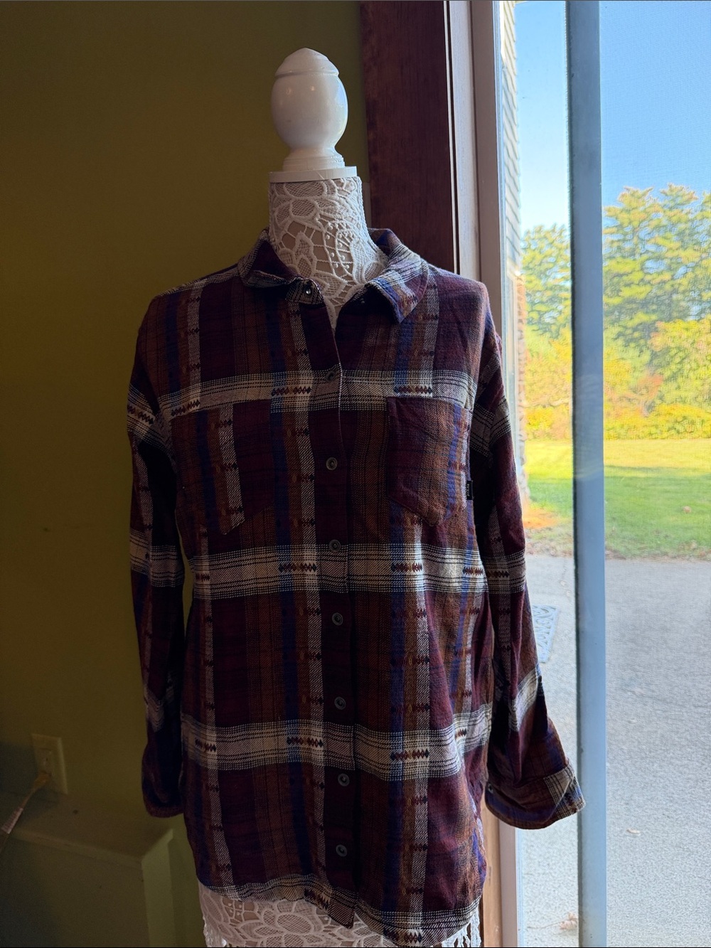 Women’s Burgundy Plaid Button-Up Shirt Jacket